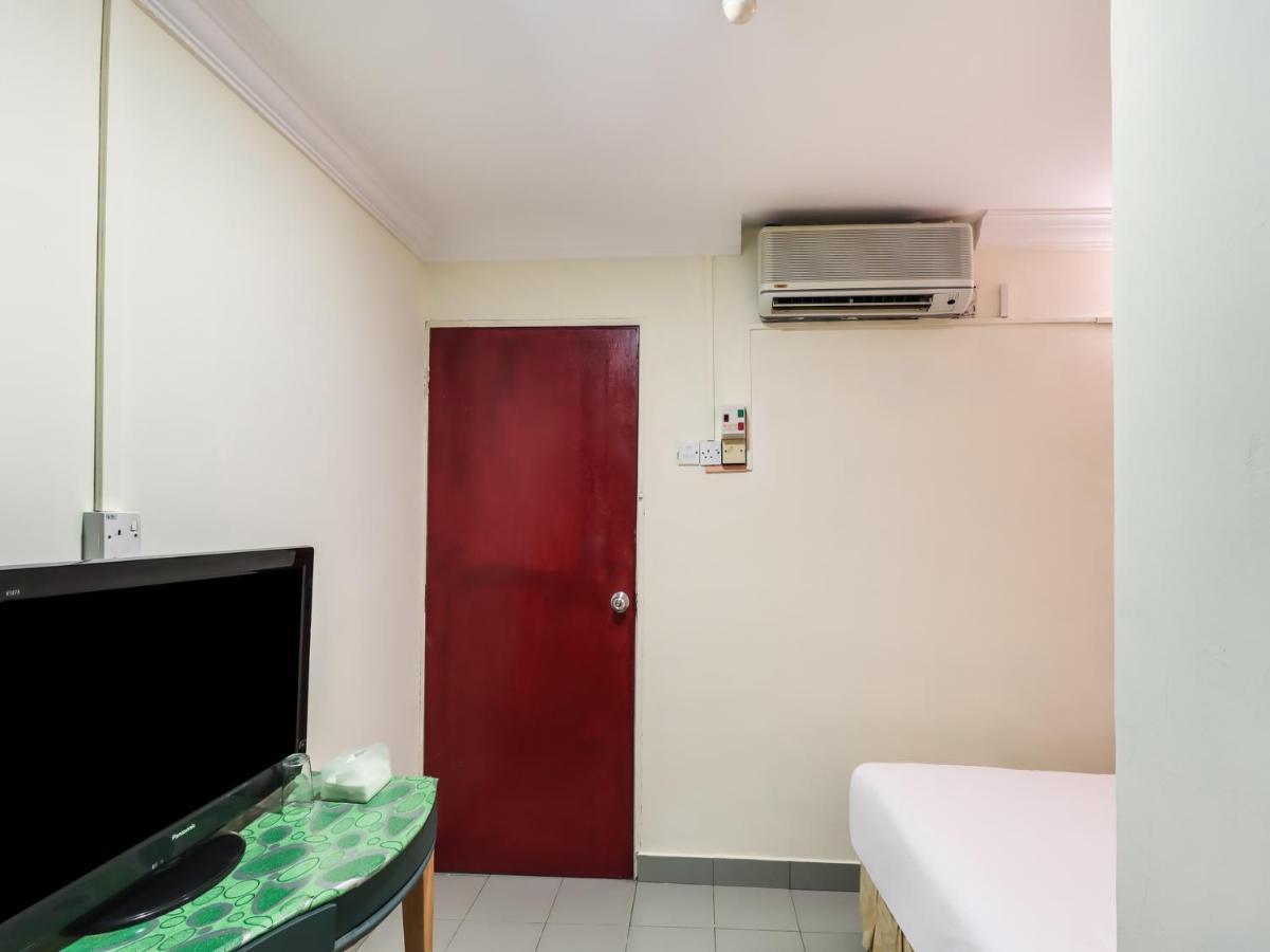โอโย 89584 โฮเต็ล ซาฮาร่า กัวลากูบูบารู Hotel กัวลากูบูบาฮารู ภายนอก รูปภาพ
