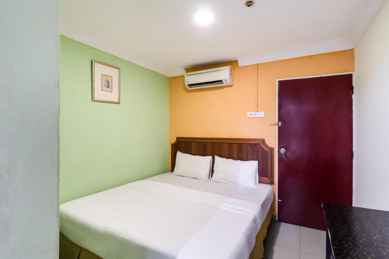 โอโย 89584 โฮเต็ล ซาฮาร่า กัวลากูบูบารู Hotel กัวลากูบูบาฮารู ห้อง รูปภาพ