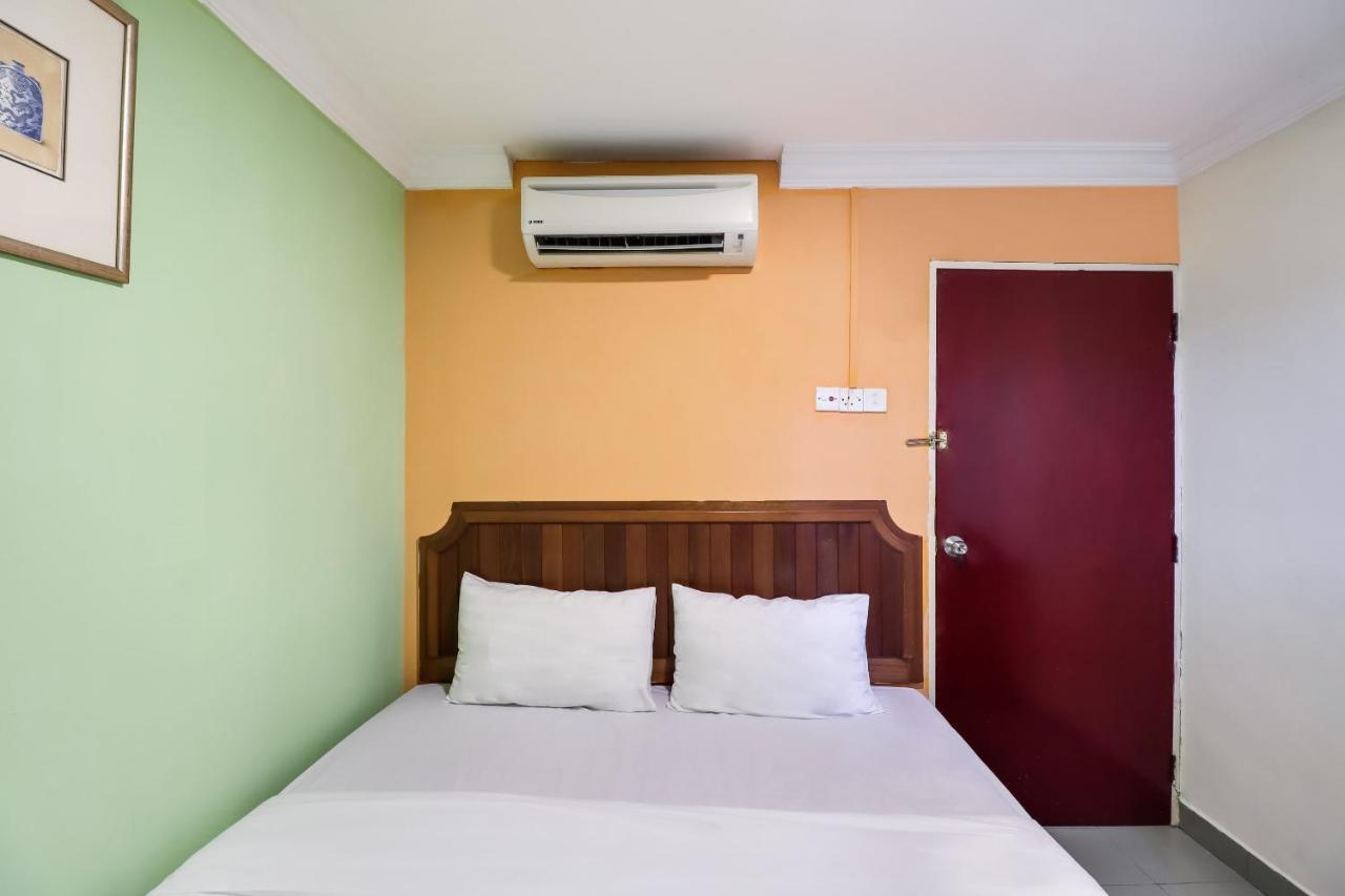 โอโย 89584 โฮเต็ล ซาฮาร่า กัวลากูบูบารู Hotel กัวลากูบูบาฮารู ภายนอก รูปภาพ